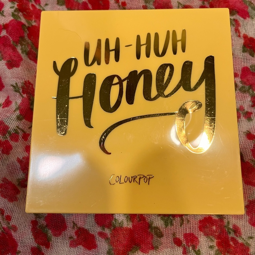Colourpop Uh-Huh Honey palette